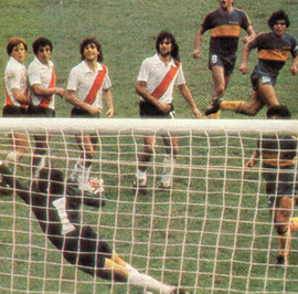 Free-kick-goal-against-River-Plate,-1981---Gol-de-tiro-libre-a-River-Plate,-1981-t